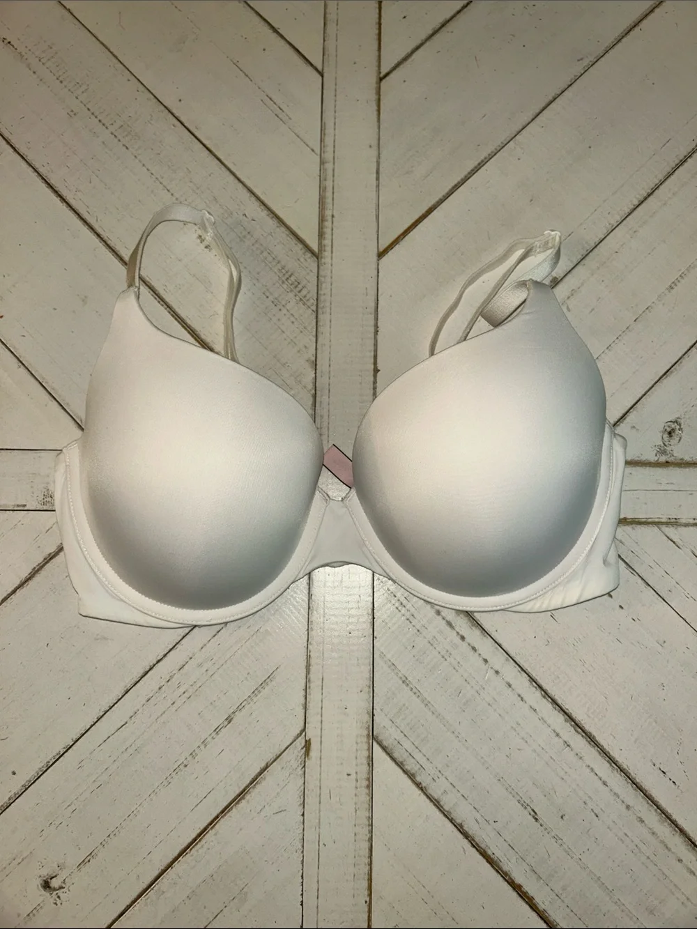Victoria's Secret White T-Shirt Push-up Full Coverage Bra